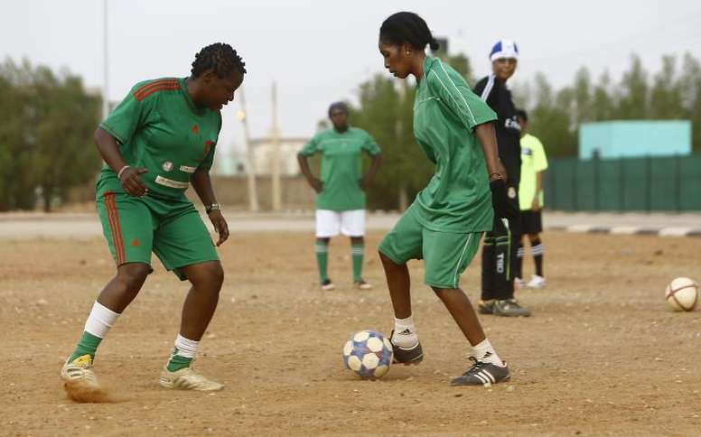 Femrat sudaneze sfidojnë konservatorët për të ndjekur ëndrrën e futbollit