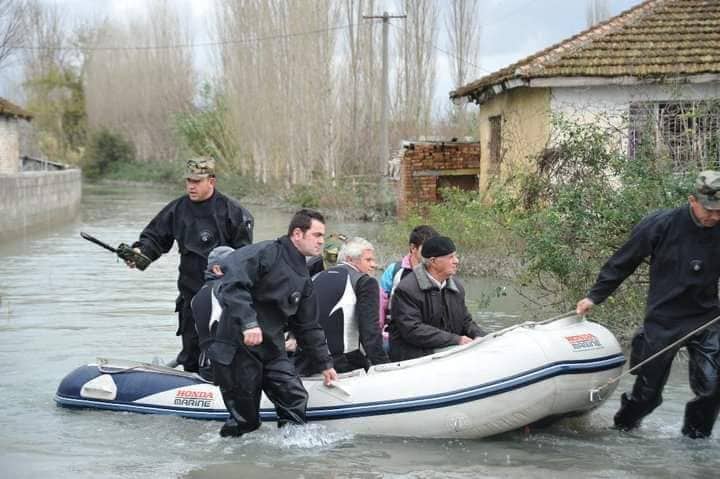 10 vjet nga zbarkimi i parë i FSK-së jashtë Kosovës