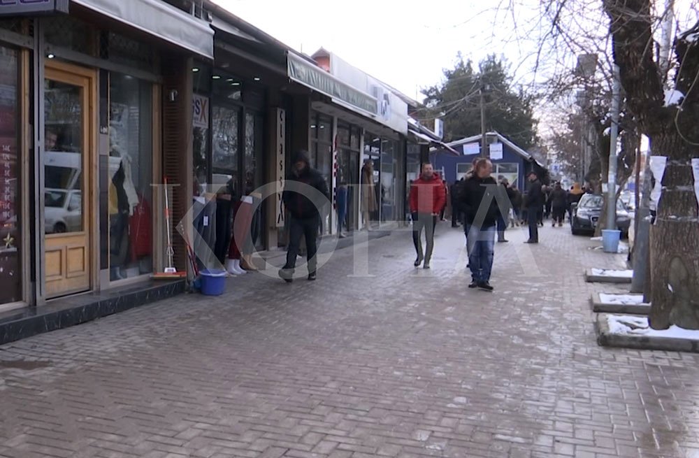 Dimri e zë Podujevën pa kompani të mirëmbajtjes së rrugëve