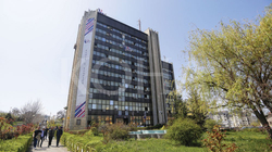 Pushtetarët nisin bizneset mediale me paratë e Telekomit