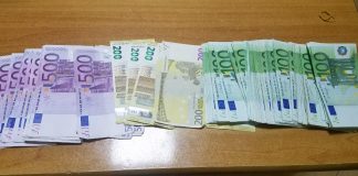 Parandalohet në Rinas transferimi i paligjshëm i 20 mijë eurove