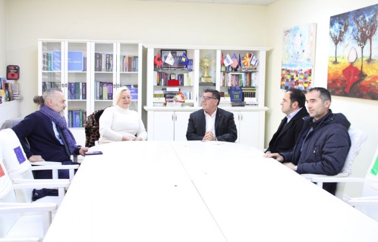 Çifti nga zvicra e bën me banesë një familje gjilanase