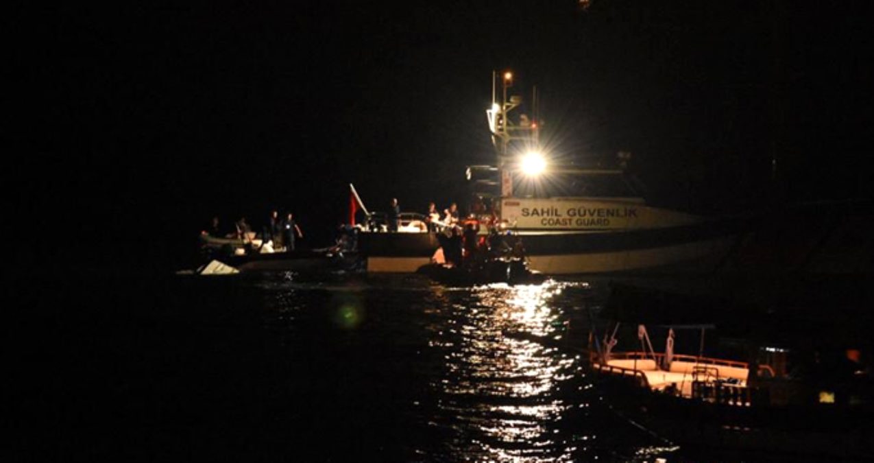 11 imigrantë mbyten nga fundosja e anijes në bregdetin e Turqisë
