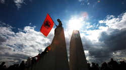 Shqipëria i rikthehet turizmit patriotik