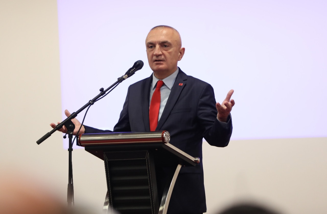 Meta: Shqipëria e Kosova s’mund të ekzistojnë pa të rinjtë, prandaj t’u japim mundësi ta krijojnë të ardhmen