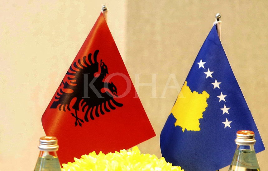 Foto: Driton Paçarada / Koha / ilustrim