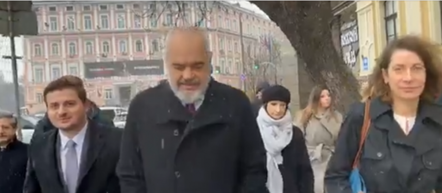 Rama nis misionin në krye të OSBE-së, viziton Kievin