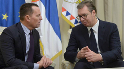 Grenell në Beograd: Nëse s`ka marrëveshje Prishtinë-Beograd, tërhiqemi