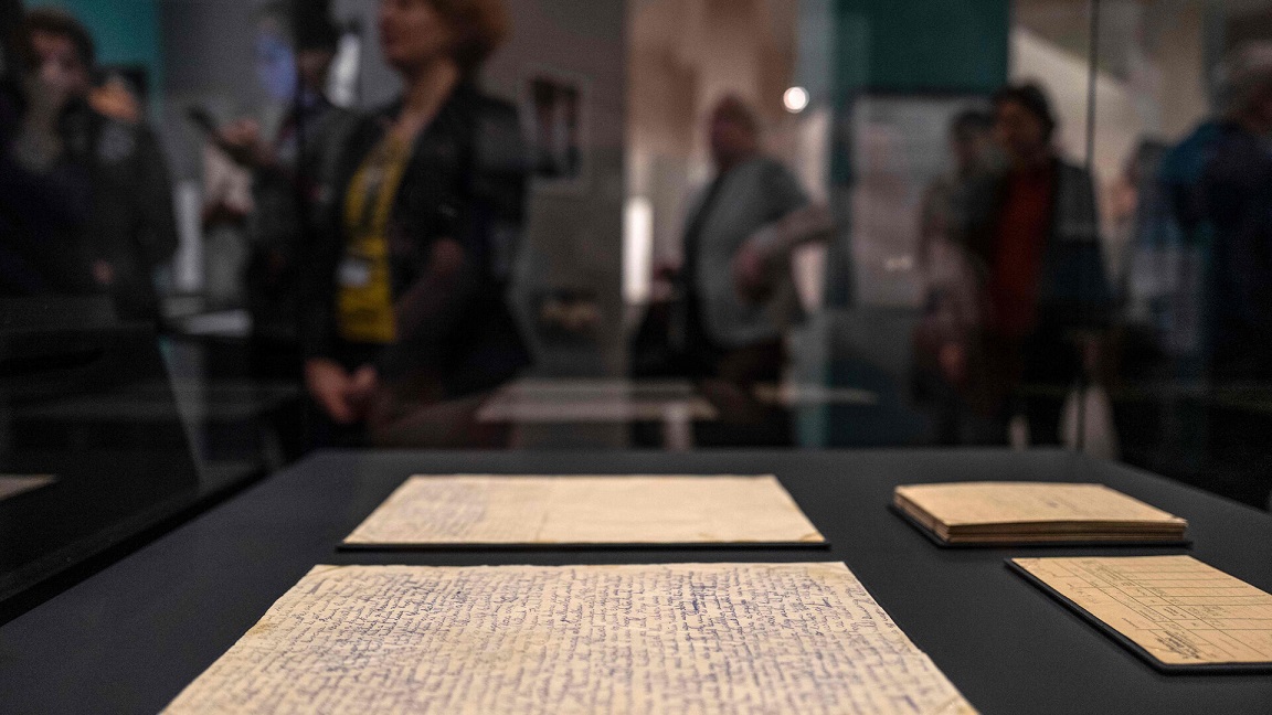 Ditari i pazbuluar për 75 vjet zbardh historinë e të mbijetuarës së Holokaustit