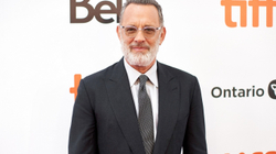 Tom Hanks kritikon amerikanët që refuzojnë të mbajnë maska në fytyrë