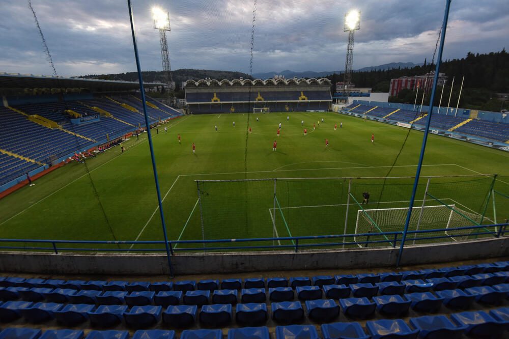 Ndërpritet kampionati i futbollit në Mal të Zi