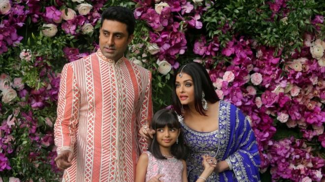 Infektohen tre breza të familjes së aktorëve të Bollywoodit