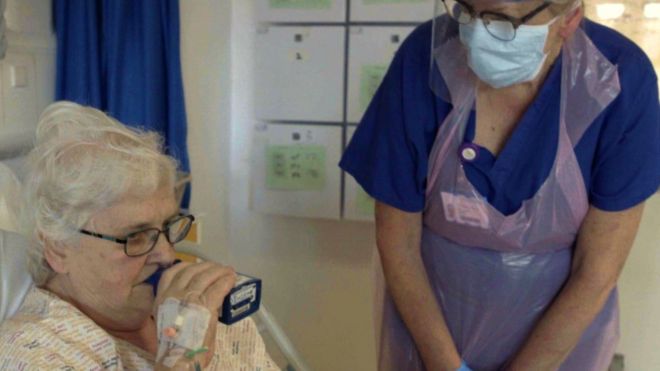 Prova shpresëdhënëse për trajtim të COVID-19 me anë të një proteine