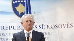 Hyseni: Borrelli nuk mund të sillet si prokuror apo komandant policie në Kosovë