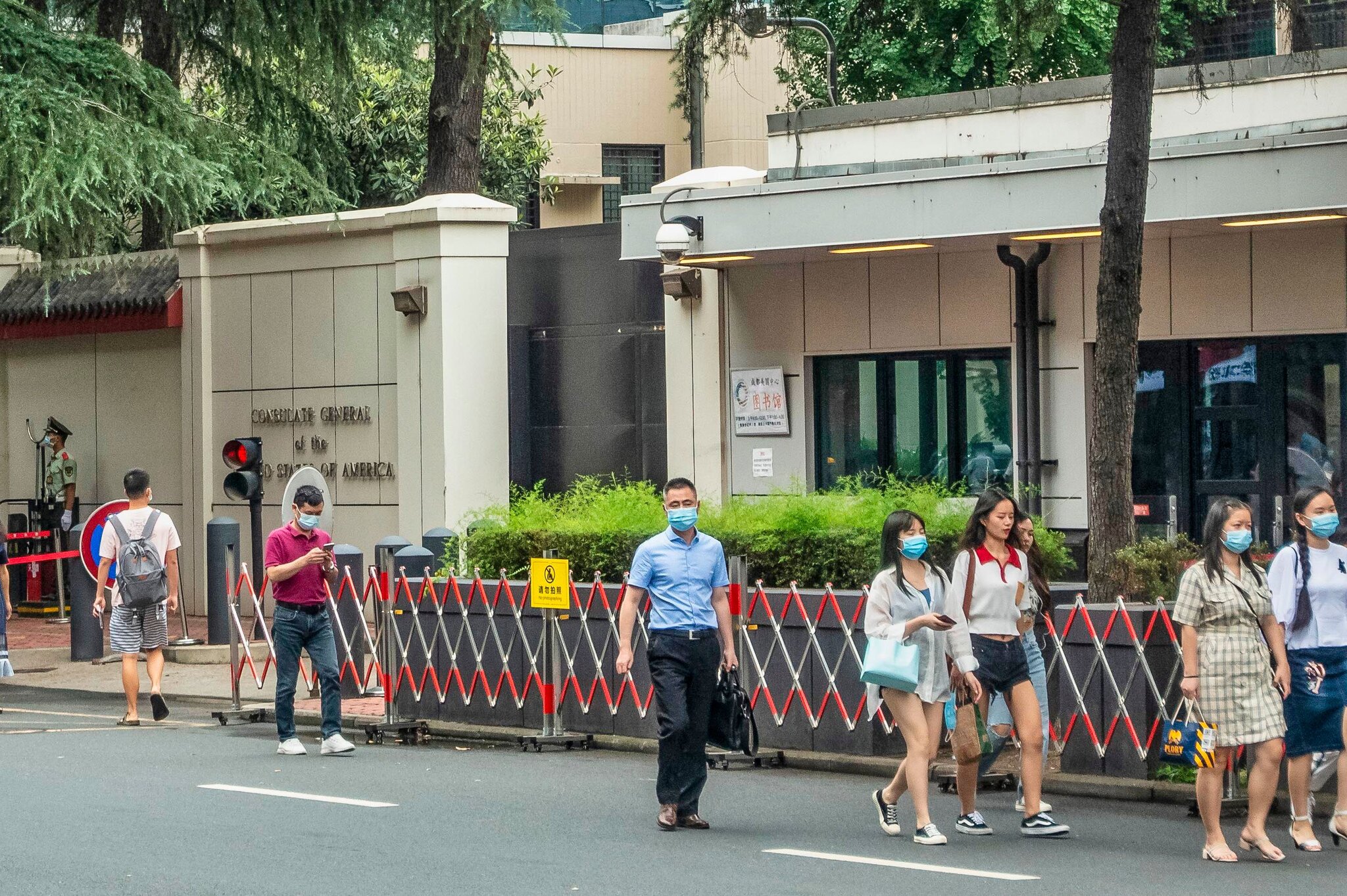 Kina urdhëron SHBA-në të mbyllë konsullatën në Chengdu