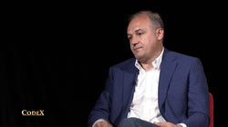 Hoxhaj: Liturgjia në kishën në Prishtinë u mbajt me leje të qeverisë