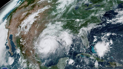 Teksasi bëhet gati për uraganin e parë sivjet, në mes të pandemisë