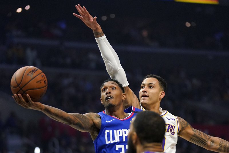 Basketbollisti amerikan vetizolohet për dhjetë ditë shkaku i vizitës në klub të striptizit