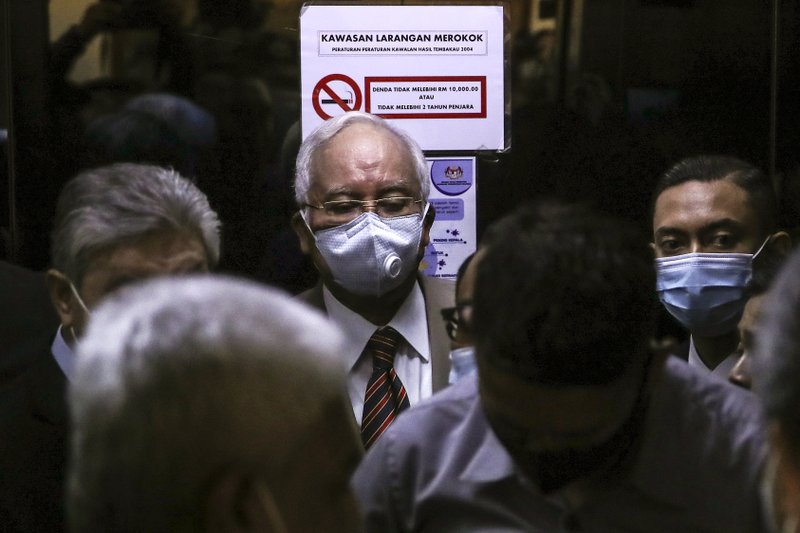 Ish-kryeministri i Malajzisë shpallet fajtor për korrupsion