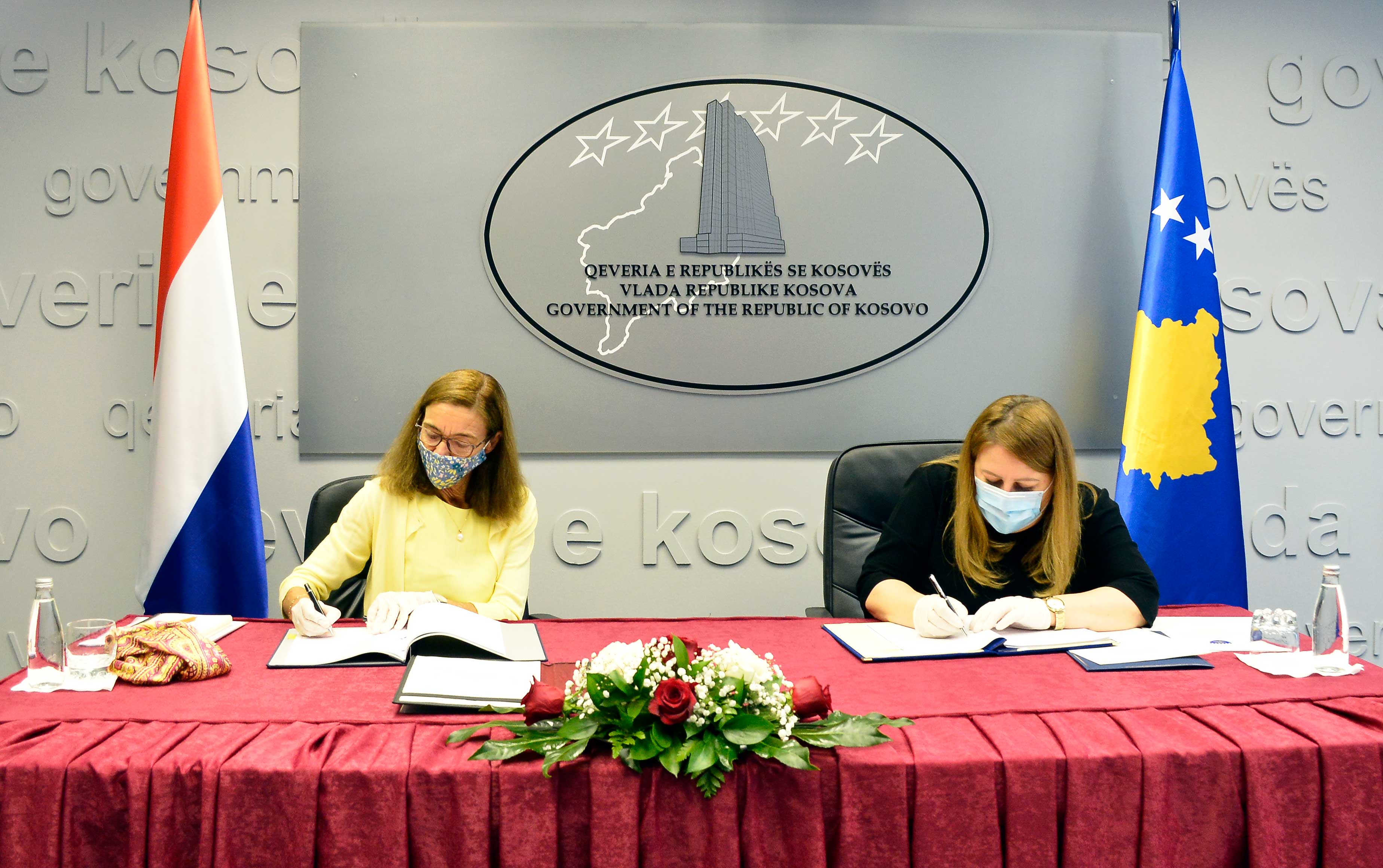 Kosova nënshkruan marrëveshje me Holandën për eliminimin e tatimit të dyfishtë