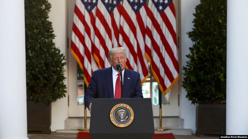 Trump bën thirrje për shtyrjen e zgjedhjeve të nëntorit