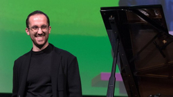 Pianisti gjerman me koncert 20-orësh për gjendjen e artistëve gjatë pandemisë