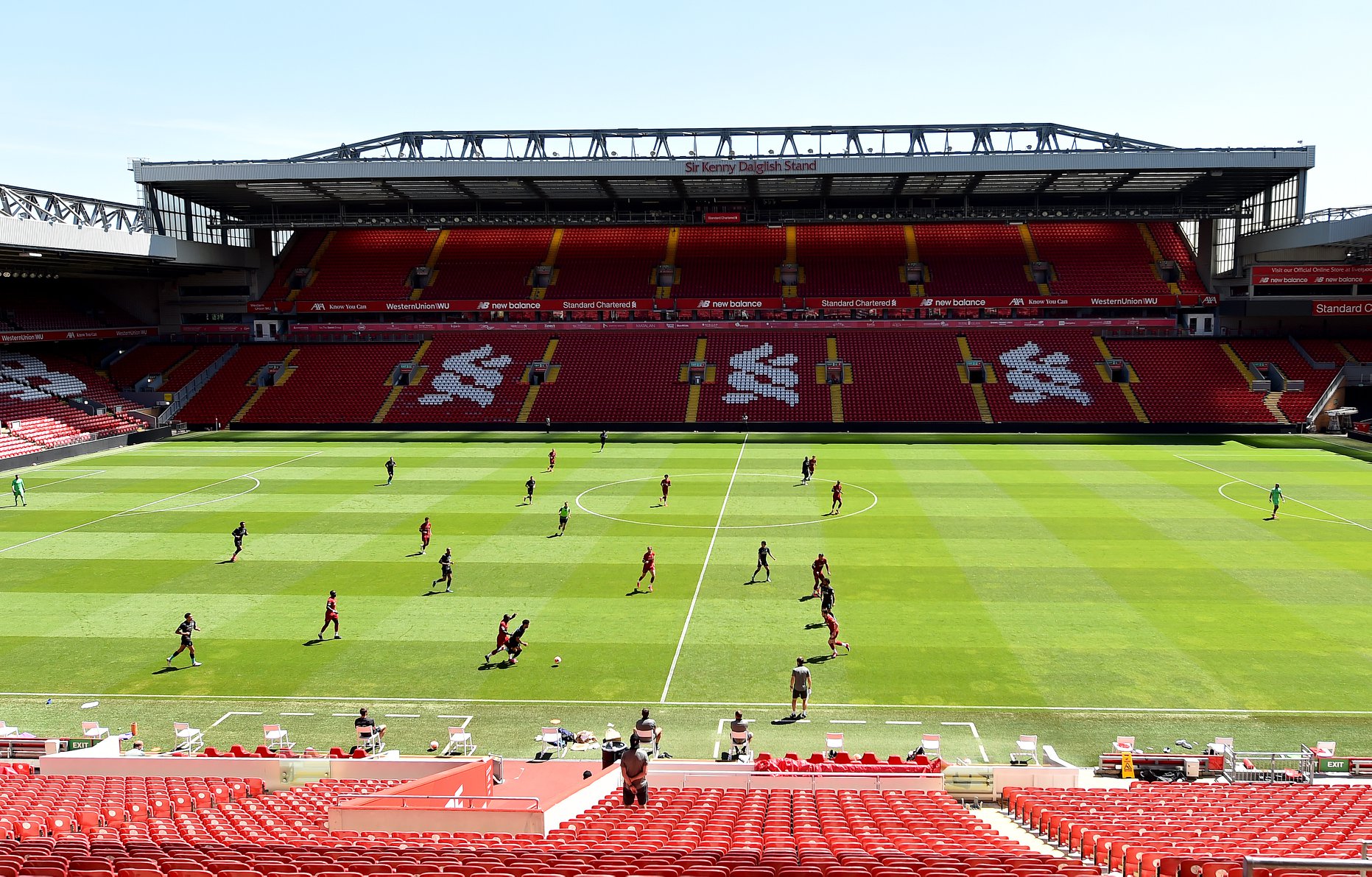 Liverpooli i kthehet garës për titull me ndeshjen ndaj Evertonit më 21 qershor