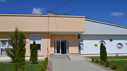 Hapen shkollat dhe çerdhja në Malishevë
