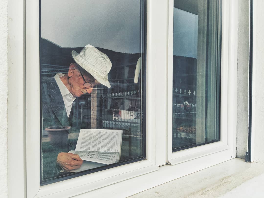 Secila kohë i ka ikonat e veta. Doktor Simë Dobreci ishte njëri ndër ta… (Foto: Fisnik Dobreci)   