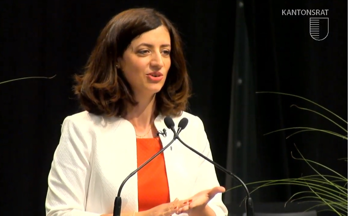 Me “Moj e bukura More”, Fanaj inaugurohet kryetare e Parlamentit të Lucernit