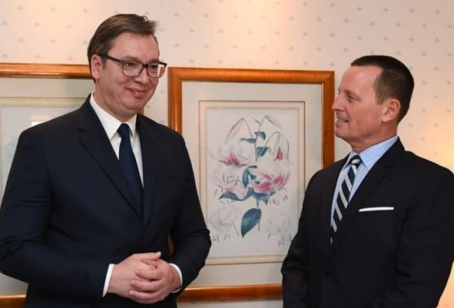 Kabineti i presidentit të Serbisë: Grenell në konsultim me Vuçiqin vendosi të shtyjë takimin