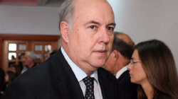 Djali i Enver Hoxhës letër Ramës: Jemi në mes të katër rrugëve, na shembët shtëpinë