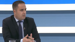 Selmanaj për Qeverinë: Populistët të tillë janë, kujdesen për popullin vetëm sa t’u marrin votën