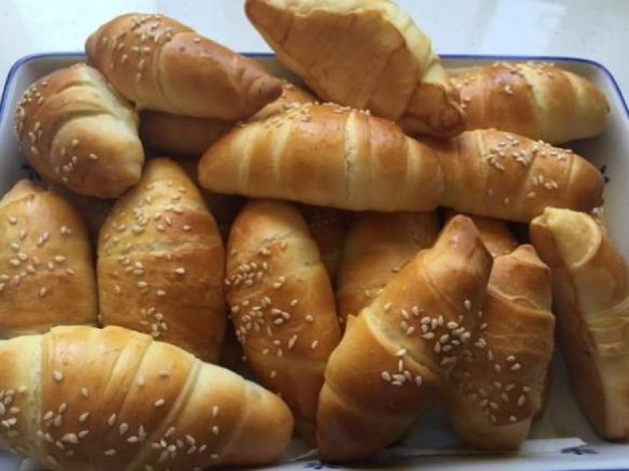 “Premium Bakery” fiton tenderin për furnizim të filloristëve të Prishtinës me kifle