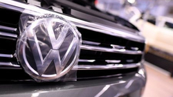 Volkswageni shpërblen punëtorët me nga 4.950 euro