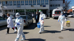 Një javë pas izolimit, testohet ekipi mjekësor i Vitisë