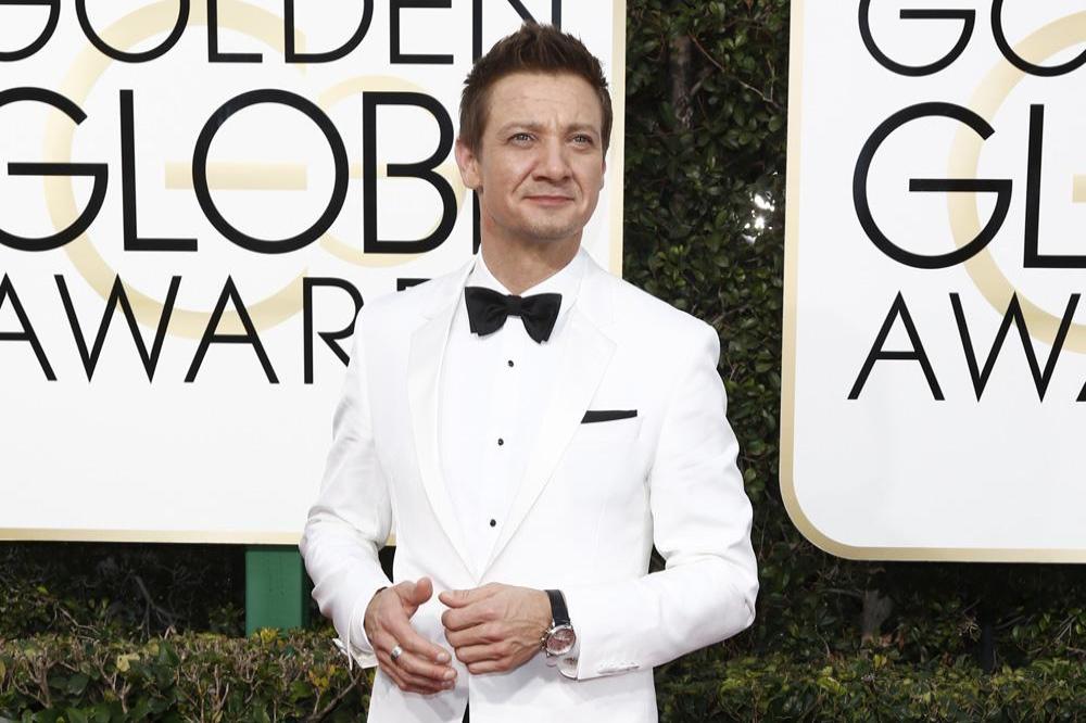 Jeremy Renner kërkon zvogëlimin e alimentacionit për të bijën shkaku i koronavirusit