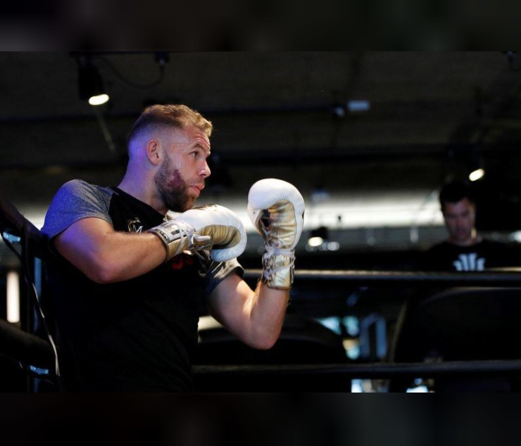 British boxer Billy Joe Saunders has license suspended over video