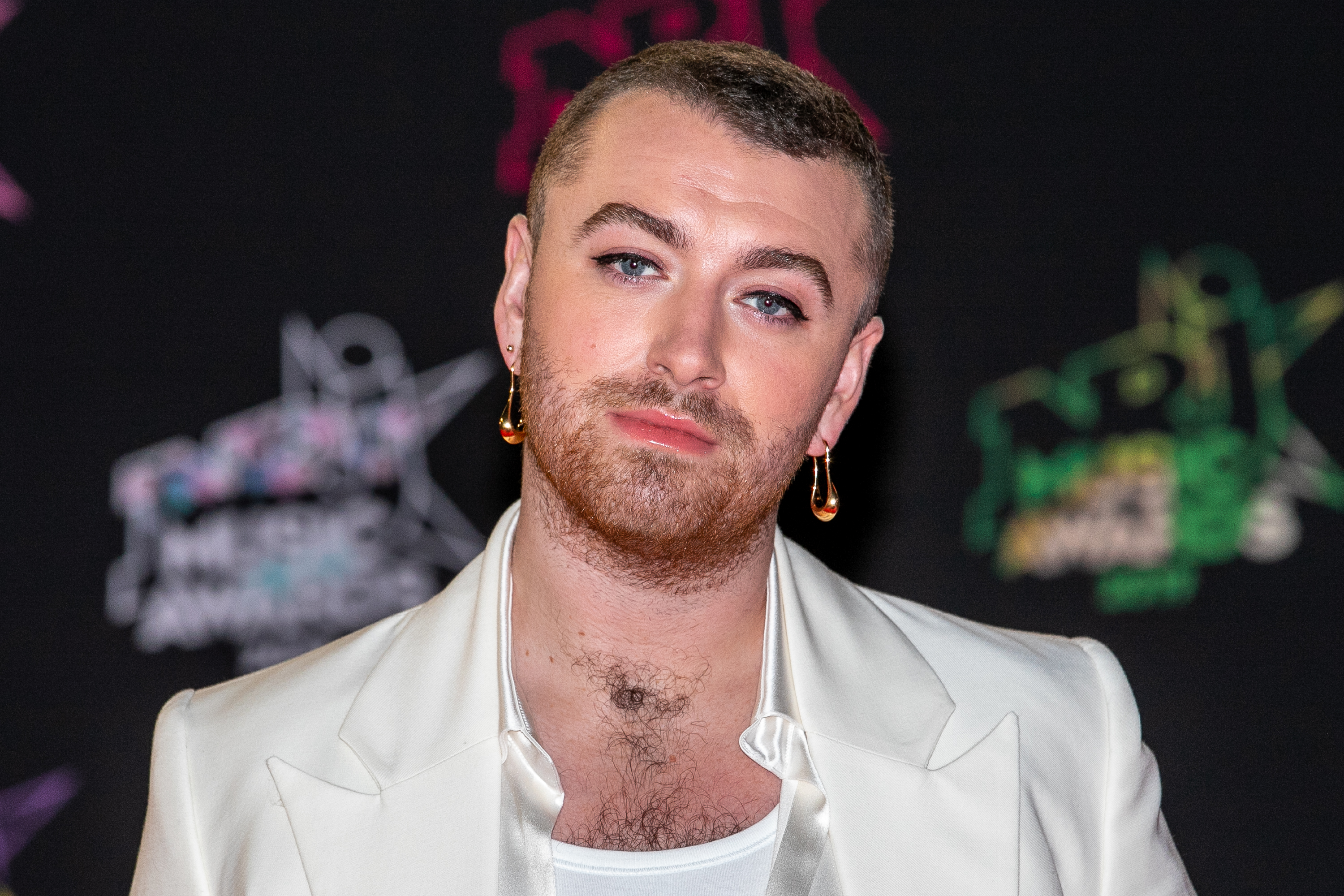 Sam Smith po e riemëron dhe shtynë lansimin e albumit të tij të tretë