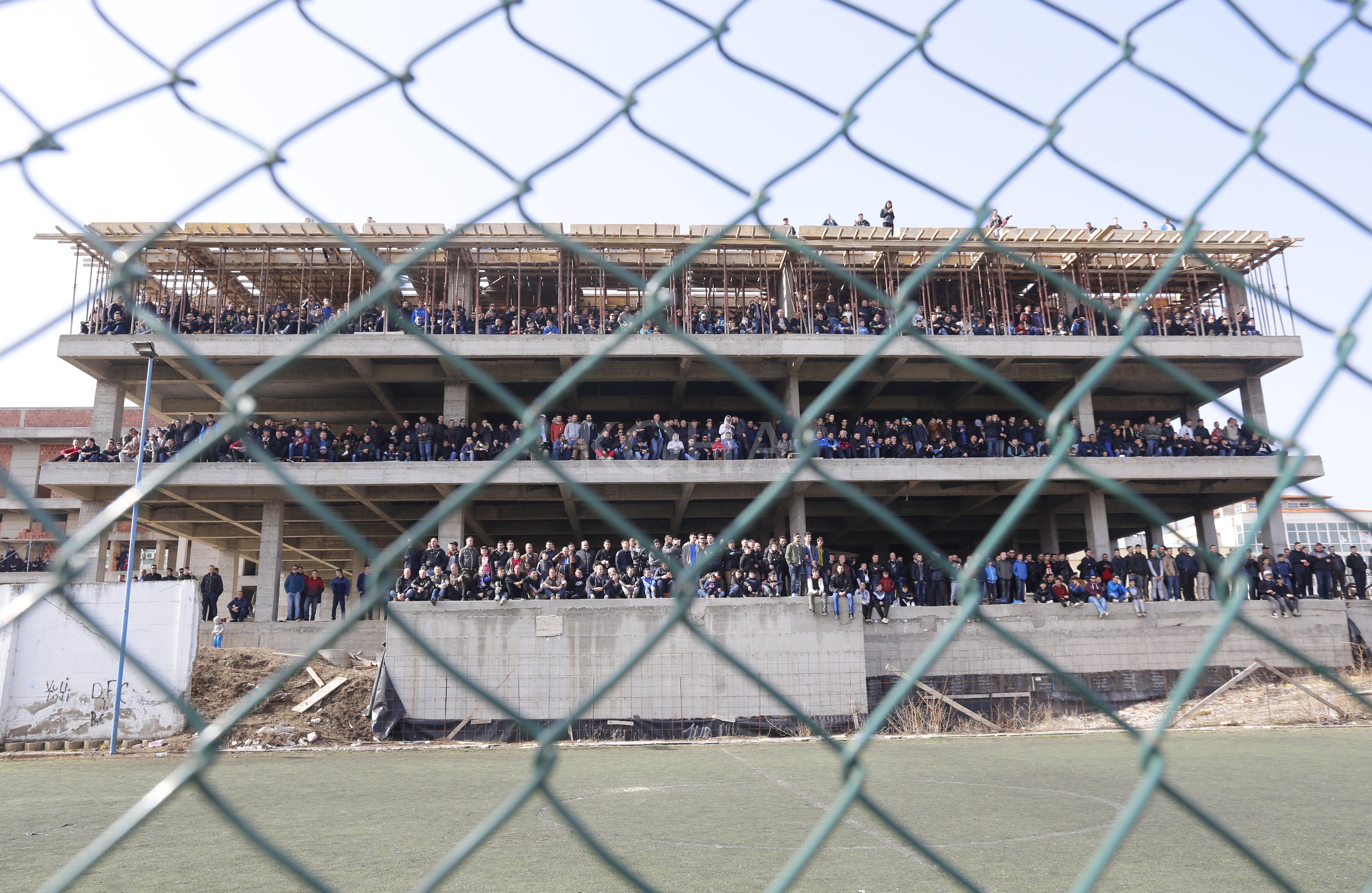 Premtohen 4,6 milionë euro për stadiumin e Gjilanit