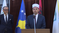 Xhamitë e Kosovës nuk do të hapen edhe për një kohë