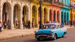 Kuba – mes kaosit, komunizmit dhe kreativitetit