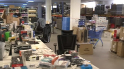 Blerjet online: rriten porositë brenda, bien ato nga jashtë