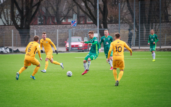 Pas Ishujve Faroe e Gjermanisë, rikthehet edhe futbolli i Estonisë