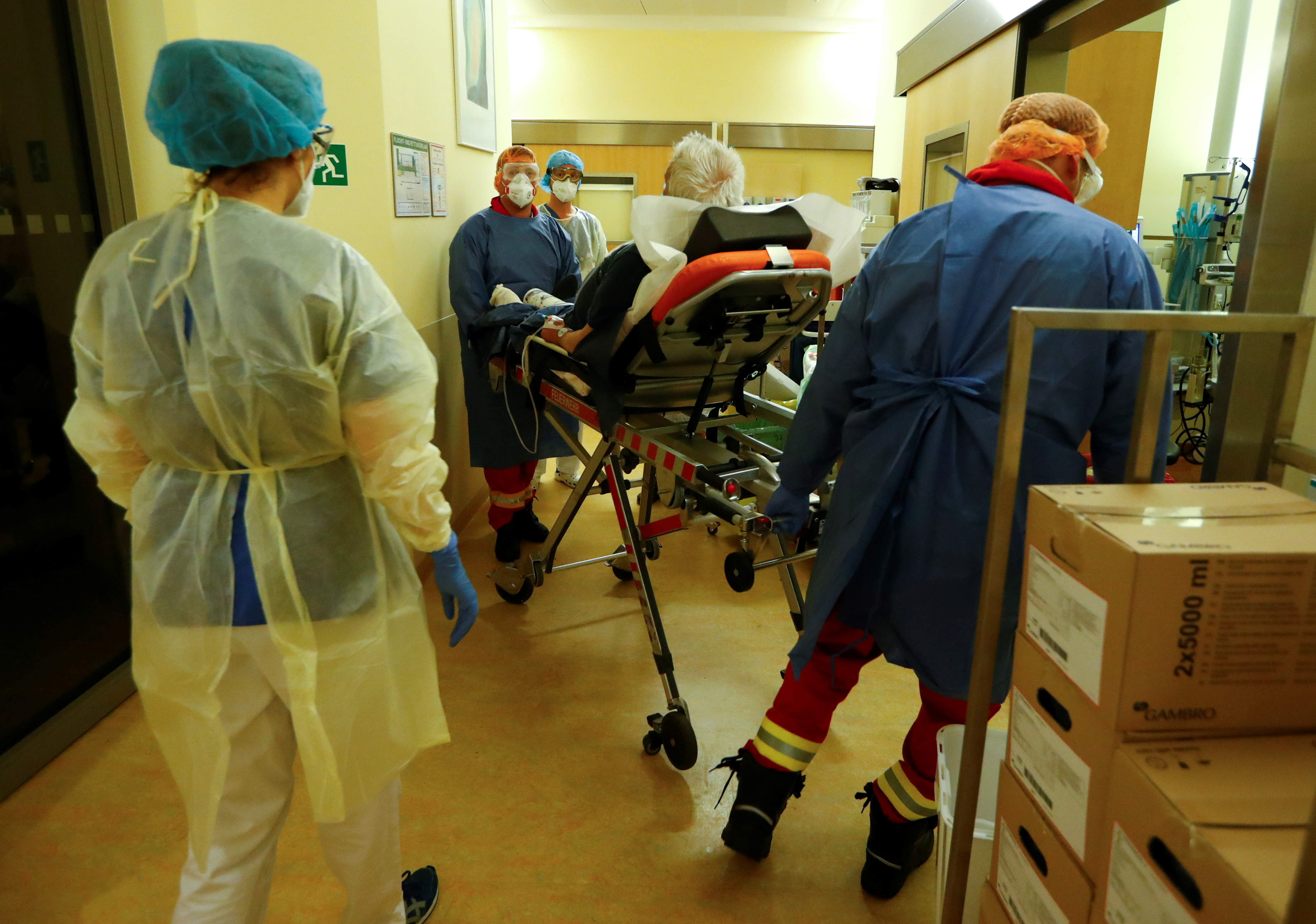 COVID-19 mund t’i nxisë sistemet imunitare të sulmojnë trupat e pacientëve
