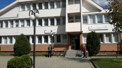Komuna e Podujevës keqpërdori buxhetin duke blerë pajisje mjekësore me çmime shumë të larta