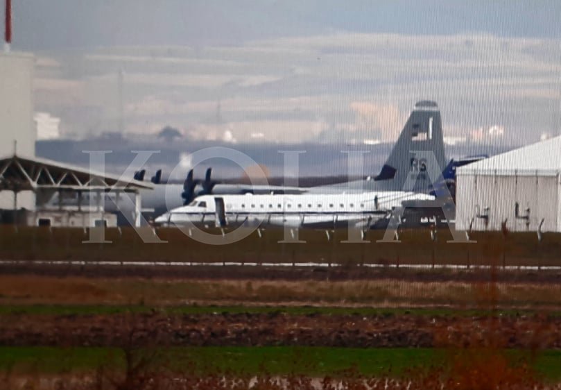 Thaçi, Veseli e Selimi nisën për në aeroport