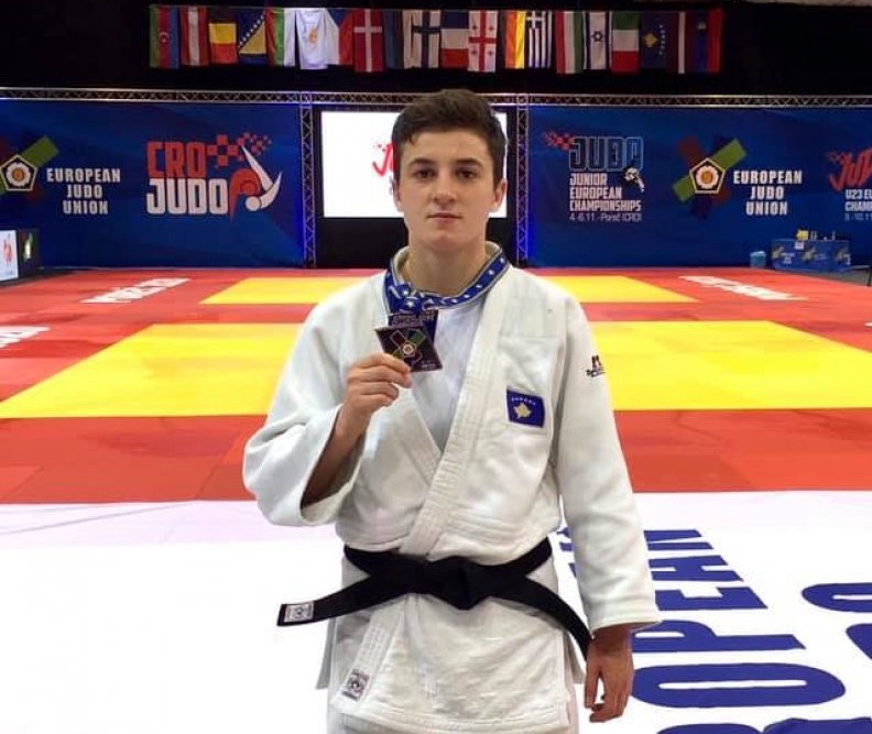 Dy medalje evropiane brenda pesë ditëve, Laura mund ta mbyllë muajin me një sukses kulmor