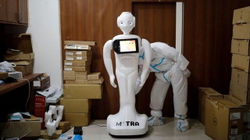 India fut robotët në ‘lojë’ për të luftuar COVID-19