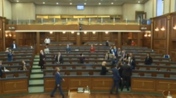 KDI: Të ndërmerren masa disiplinore ndaj deputetëve me sjellje joparlamentare